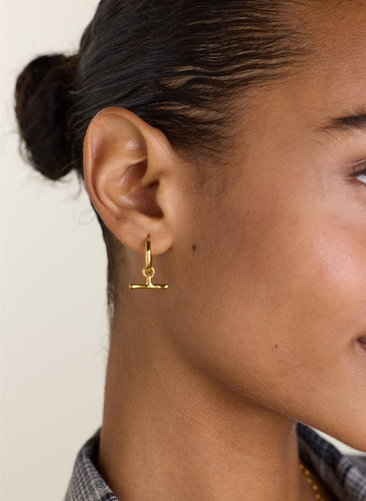 Pippa T Bar Small Hoop Earrings