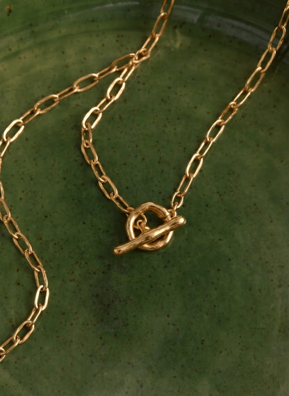 Pippa Hammered T Bar Necklace